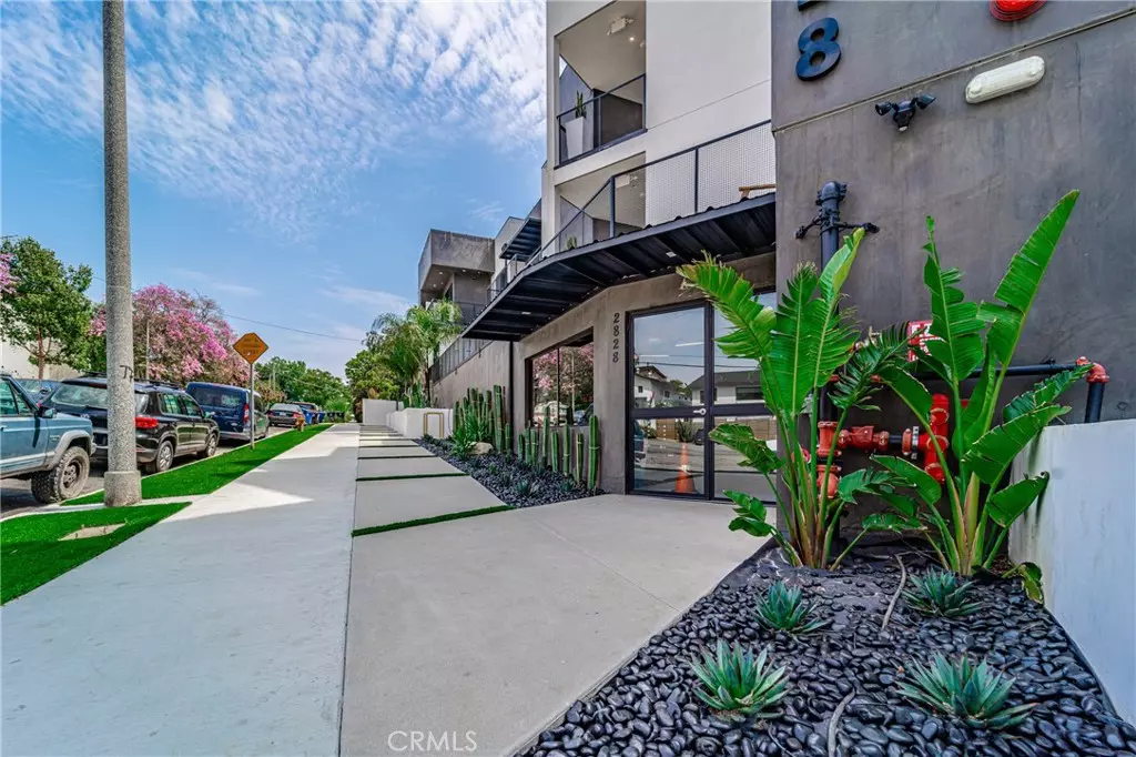 Los Angeles, CA 90026,2828 London ST #308