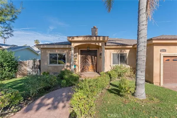 Woodland Hills, CA 91367,22711 Collins ST