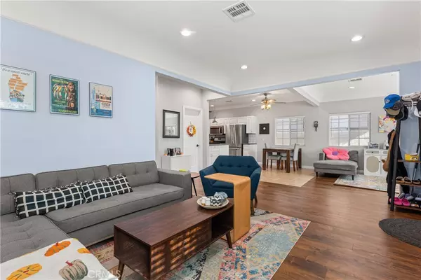 Van Nuys, CA 91405,14835 Kittridge ST