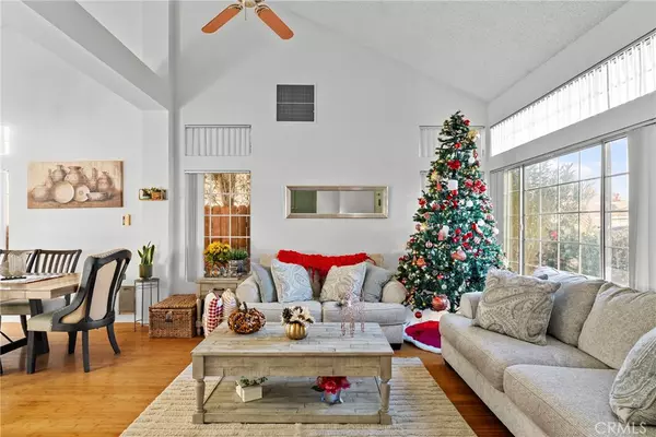 Palmdale, CA 93551,3406 Lennox CT