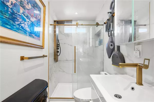 Santa Paula, CA 93060,318 Sycamore Street