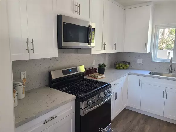 Redondo Beach, CA 90278,1206 Phelan