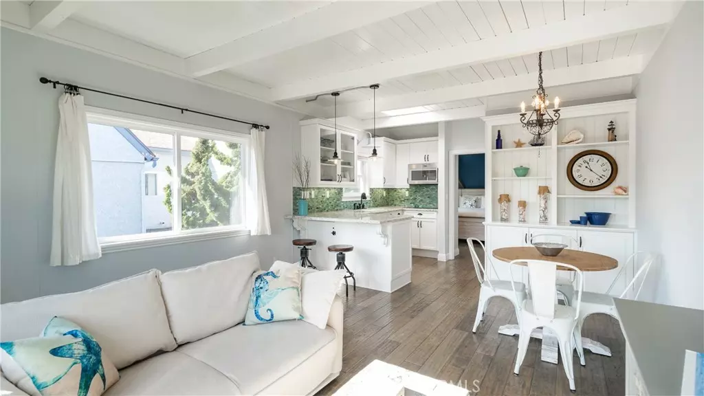 Oxnard, CA 93035,5510 Driftwood ST #4