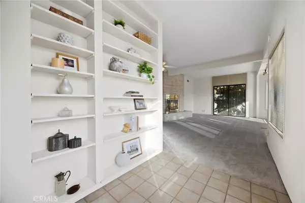 Bakersfield, CA 93309,240 S Real