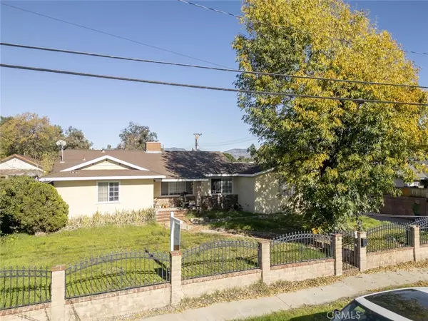 Panorama City, CA 91402,14305 Osborne ST