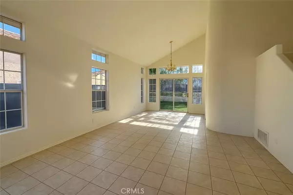 Palmdale, CA 93552,5372 Lakewood CT