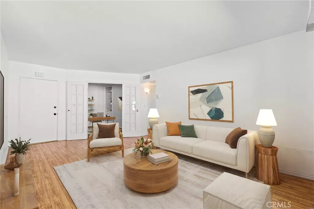 Encino, CA 91316,5400 Newcastle AVE #56