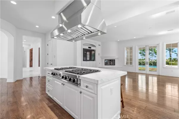 Calabasas, CA 91302,25471 PRADO DE ORO