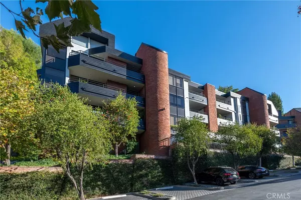 Encino, CA 91436,4774 Park Encino #206