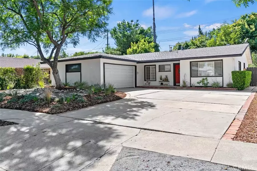 6537 Sheltondale, West Hills, CA 91307