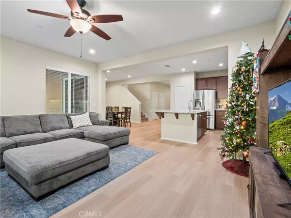 Saugus, CA 91350,19205 Carranza