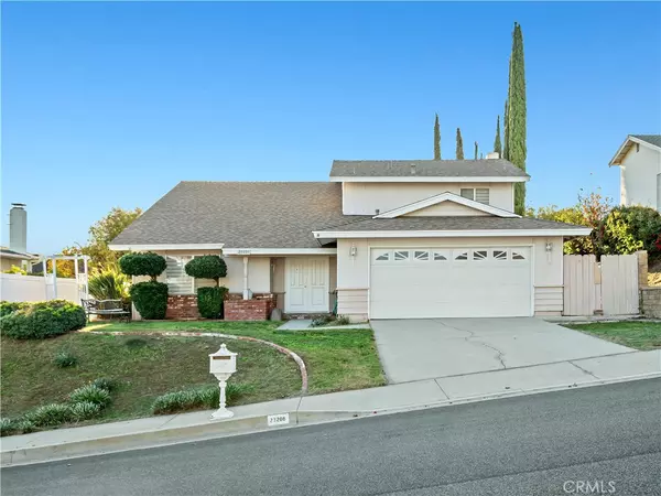 Valencia, CA 91354,23208 Cuervo