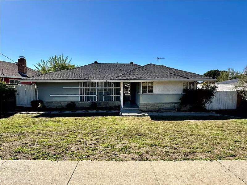 10344 Arnwood, Sylmar, CA 91342
