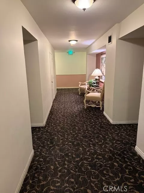 Beverly Hills, CA 90212,434 S Canon