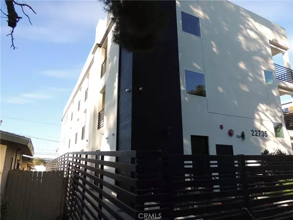 Woodland Hills, CA 91364,22735 Del Valle ST #7