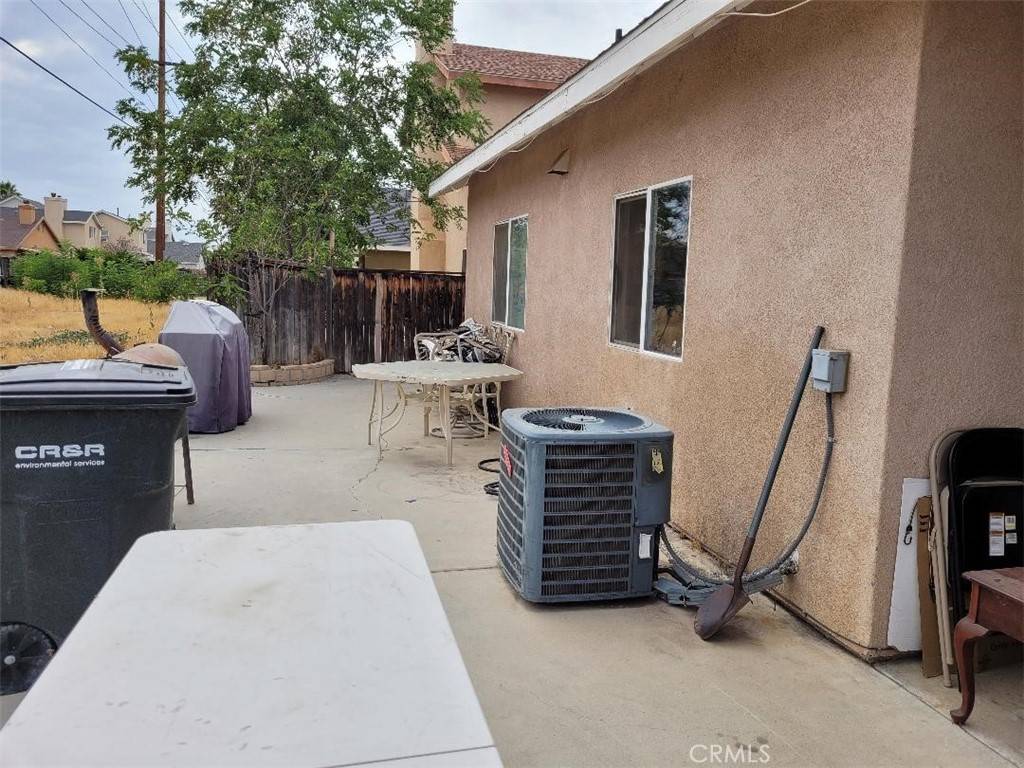 3449 W Thornton AVE, Hemet, CA 92545