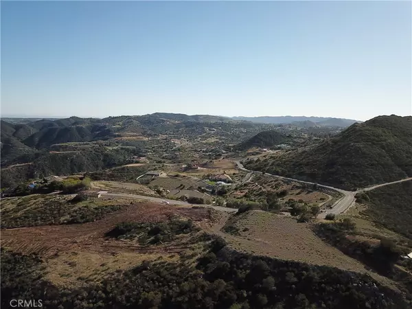 1 Via Vista Grande, Murrieta, CA 92562