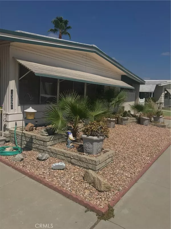 1390 San Marcos DR, Hemet, CA 92543