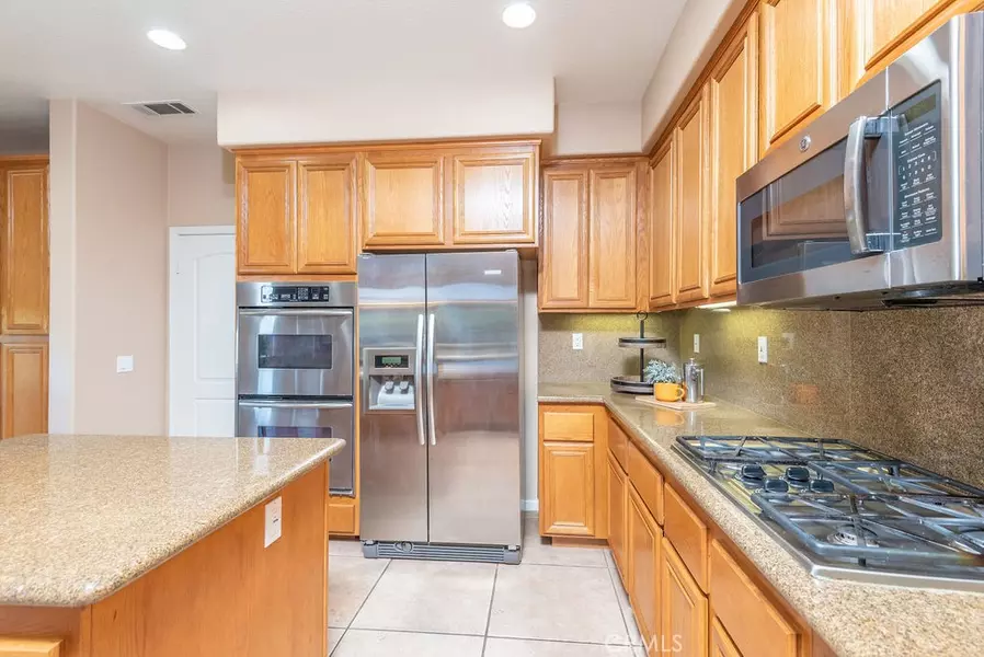 23399 Camellia LN, Murrieta, CA 92562