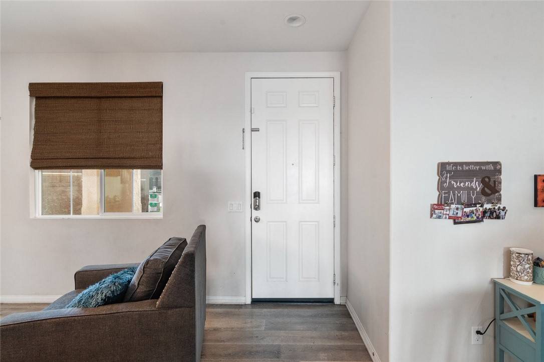 Murrieta, CA 92563,30508 Hawkscrest RD