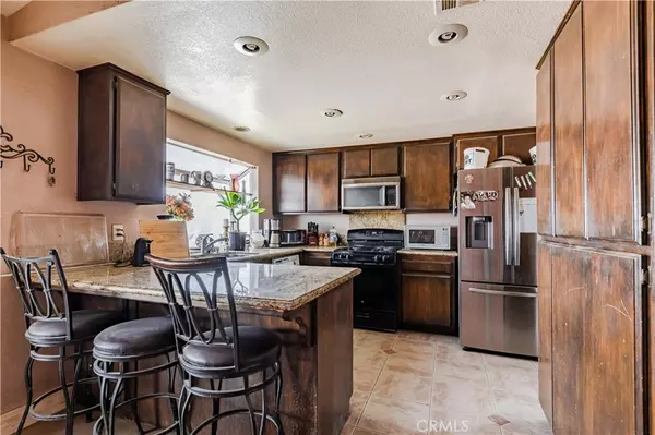 Hemet, CA 92543,900 Courtney ST