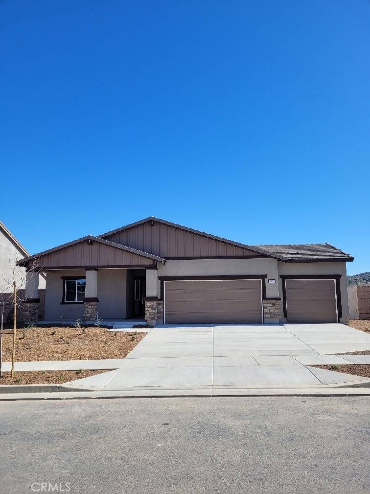 3272 Stargazer ST, Hemet, CA 92543