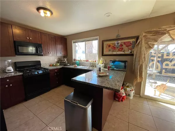 Hemet, CA 92543,731 Buchanan ST