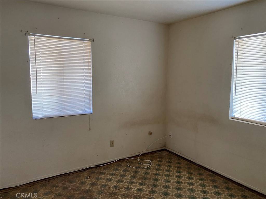 Lake Elsinore, CA 92530,32972 Rose AVE