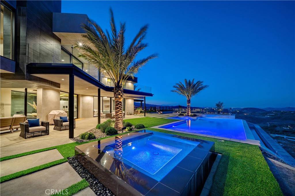21021 Via Sevilla, Murrieta, CA 92562