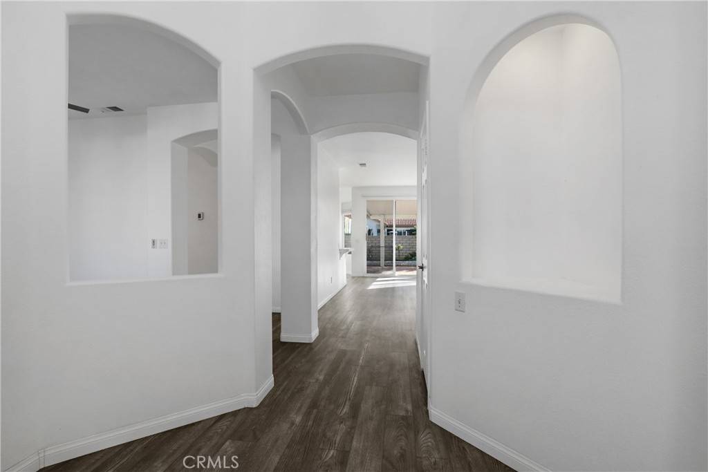 Hemet, CA 92543,853 Saint Barthelemy DR