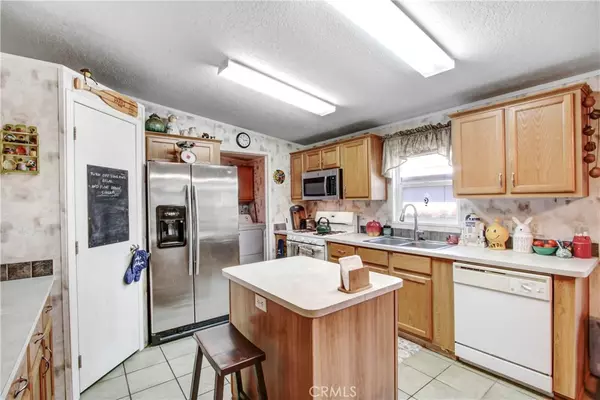 Lake Elsinore, CA 92530,17624 Brightman AVE