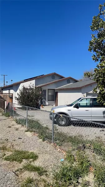 1045 S Hewitt ST, San Jacinto, CA 92583