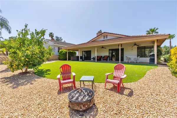 30650 Long Point DR, Canyon Lake, CA 92587