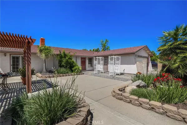 Escondido, CA 92027,539 Valley Meadow PL