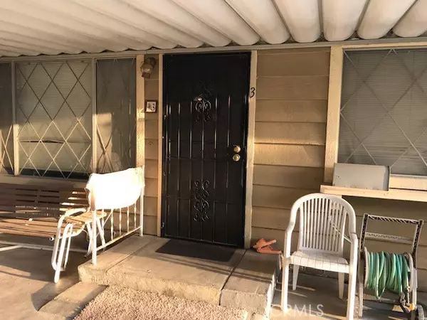 Lake Elsinore, CA 92530,150 E Lakeshore DR #3