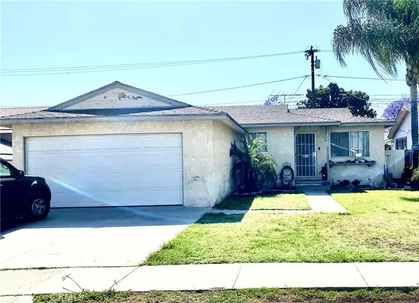 Lakewood, CA 90715,20745 Wardham AVE