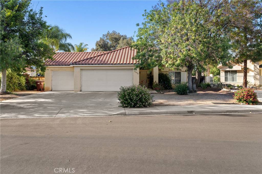 42938 Avenida Gato, Hemet, CA 92544