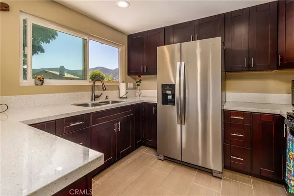 Santee, CA 92071,8409 Carlton Oaks DR