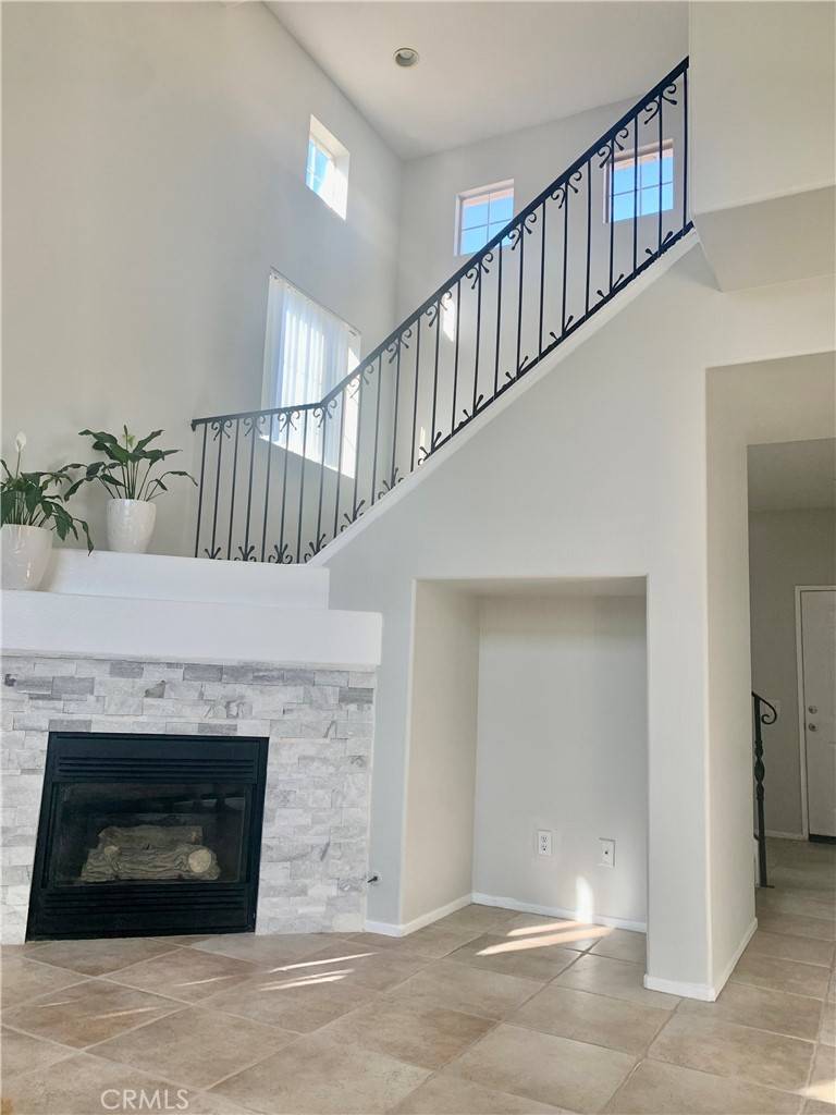 Temecula, CA 92591,42013 Acacia WAY