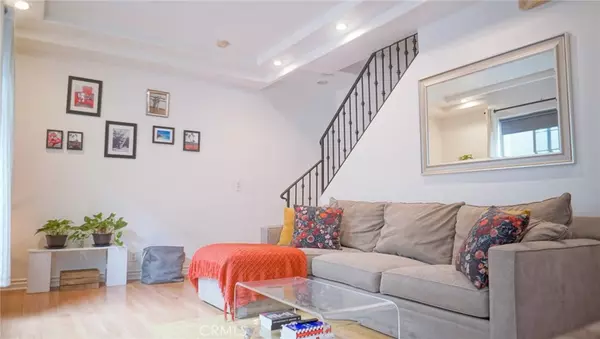 12042 Hart ST #2, North Hollywood, CA 91605