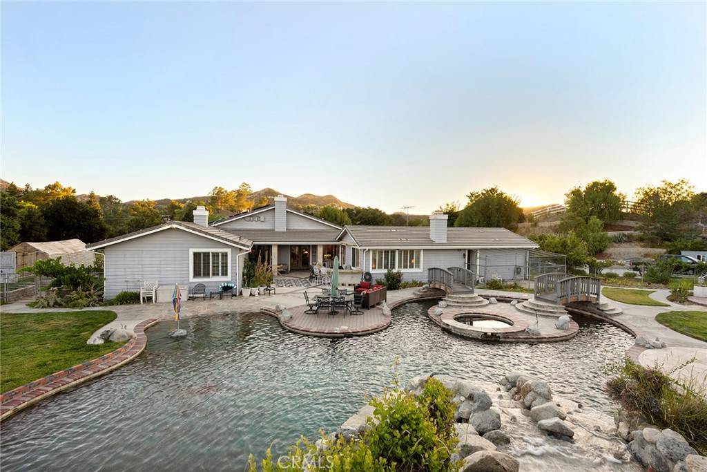 27036 Triumph AVE, Canyon Country, CA 91387