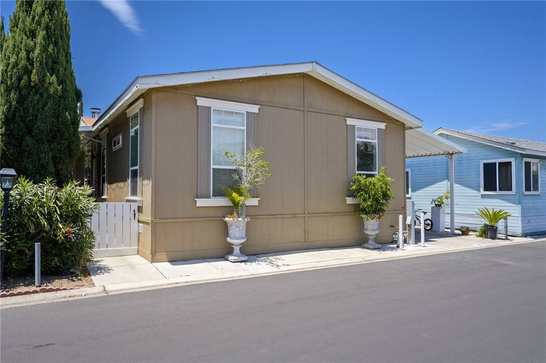 4660 N River Rd #10, Oceanside, CA 92057