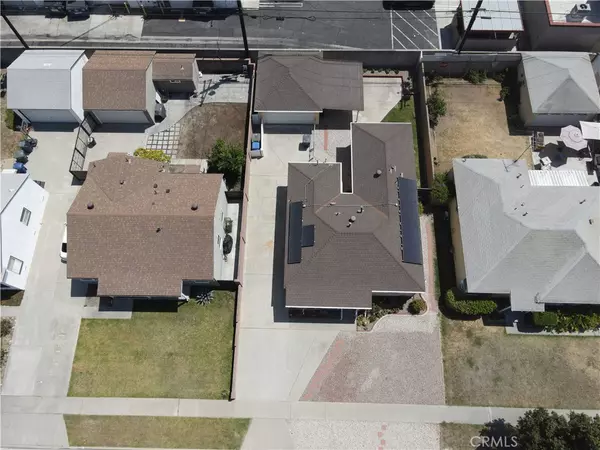 Lakewood, CA 90712,4318 Camerino ST