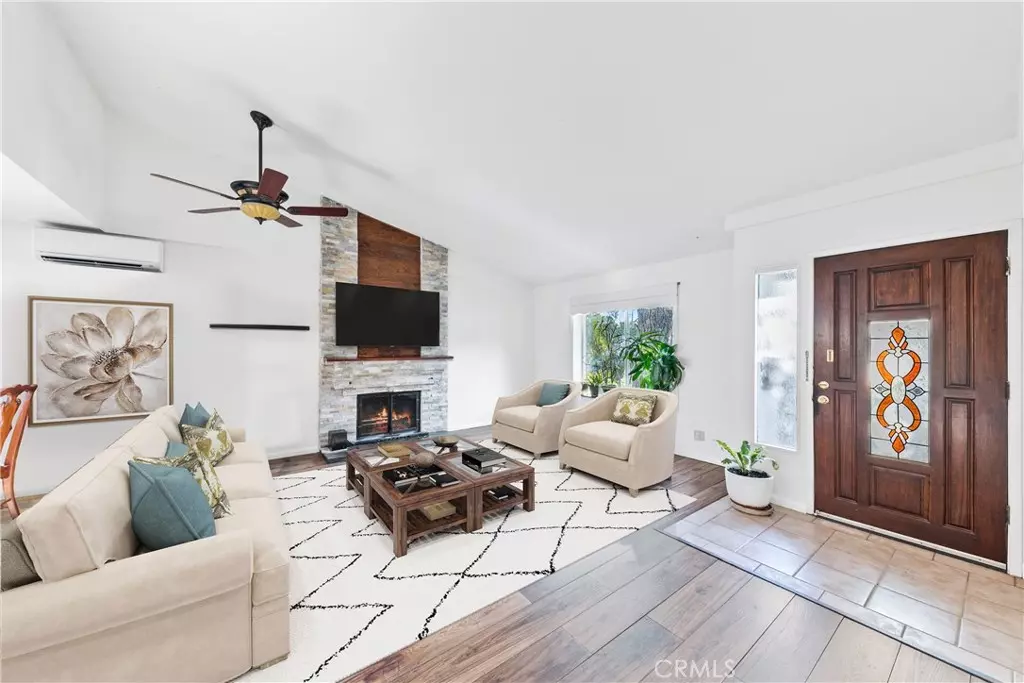 Laguna Hills, CA 92653,23642 Verona