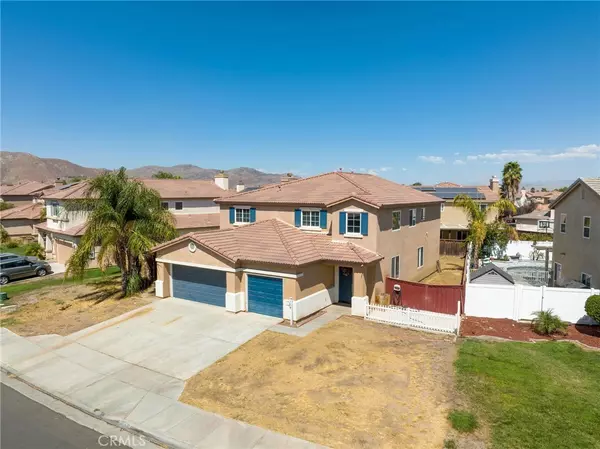 754 Sweet Clover LOOP, San Jacinto, CA 92582