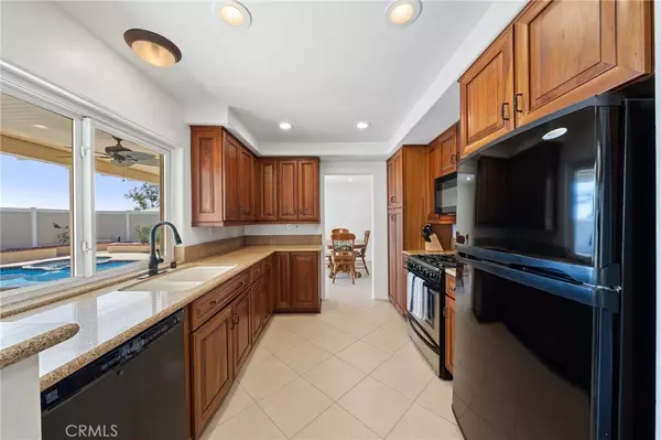 Murrieta, CA 92563,41099 Willowbend DR