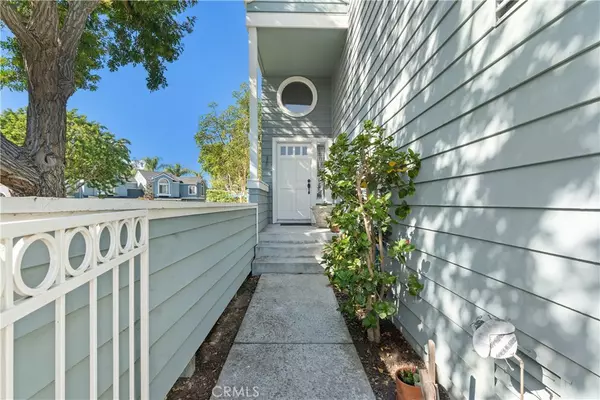 Aliso Viejo, CA 92656,54 Primrose #197