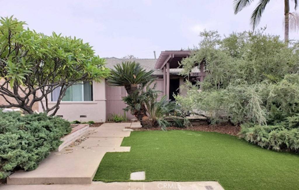 208 Wilson Ave., Placentia, CA 92870