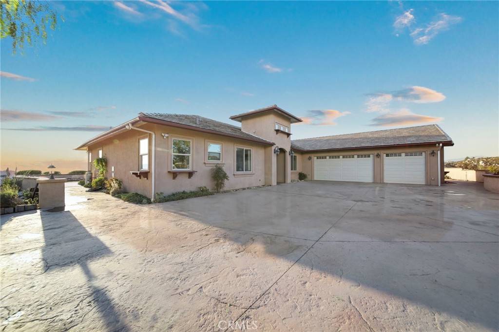 42405 Rolling Hills DR, Aguanga, CA 92536