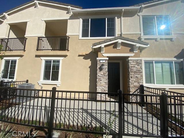 16571 Wyndham LN #4, Fontana, CA 92336